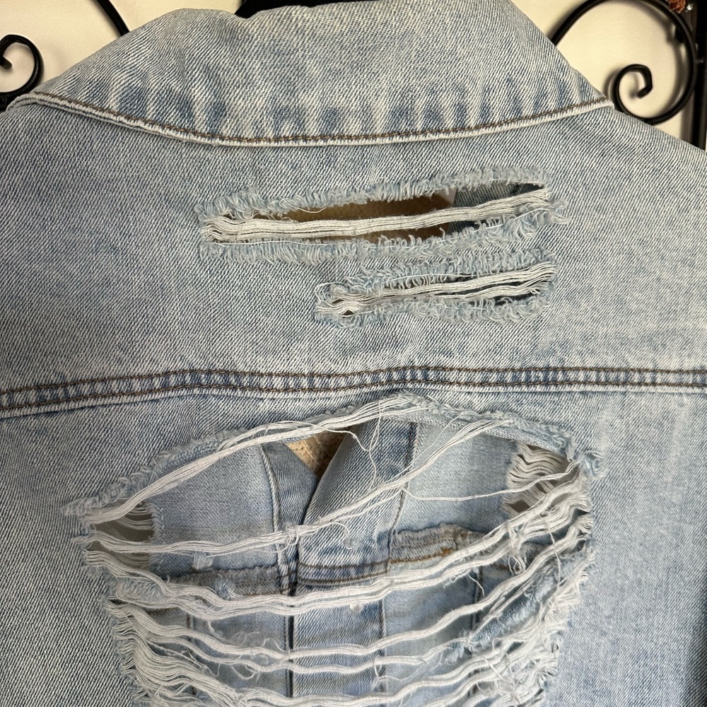 Umgee Light Blue Distressed Denim Jacket Oversized - Picture 5 of 7